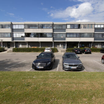 København, Ishøj Strand – stor 1 værelses m/altan og tæt til alt