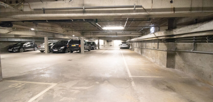 Nedsat – Kbh. Ø, Ndr. Frihavnsgade 2v eksklusiv Penthouse (ingen ovenpå) p-plads/kræver bil